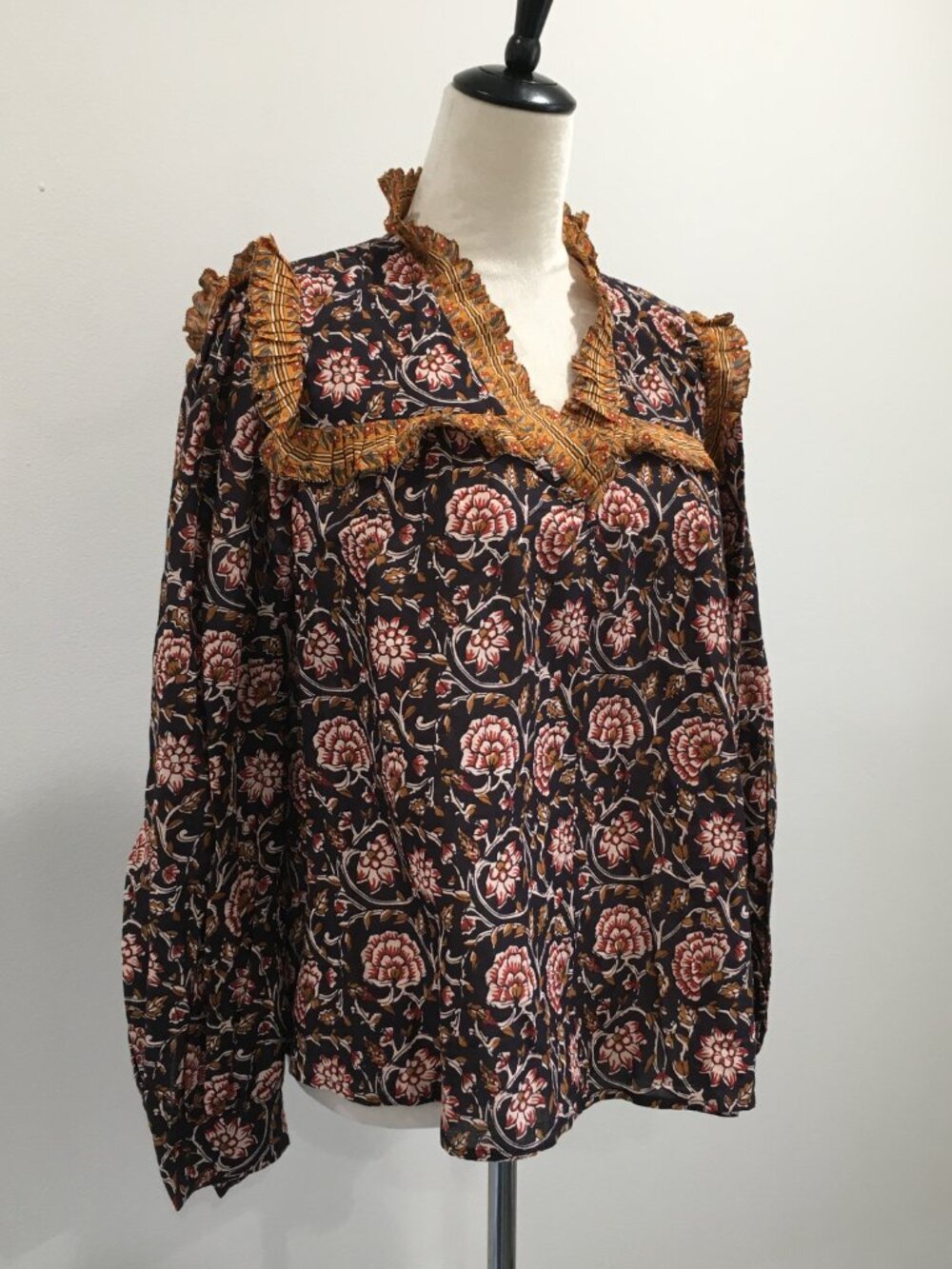 OTHILIA Anthropologie MultiColor Floral Print Pleats Long Sleeve Boho Shirt